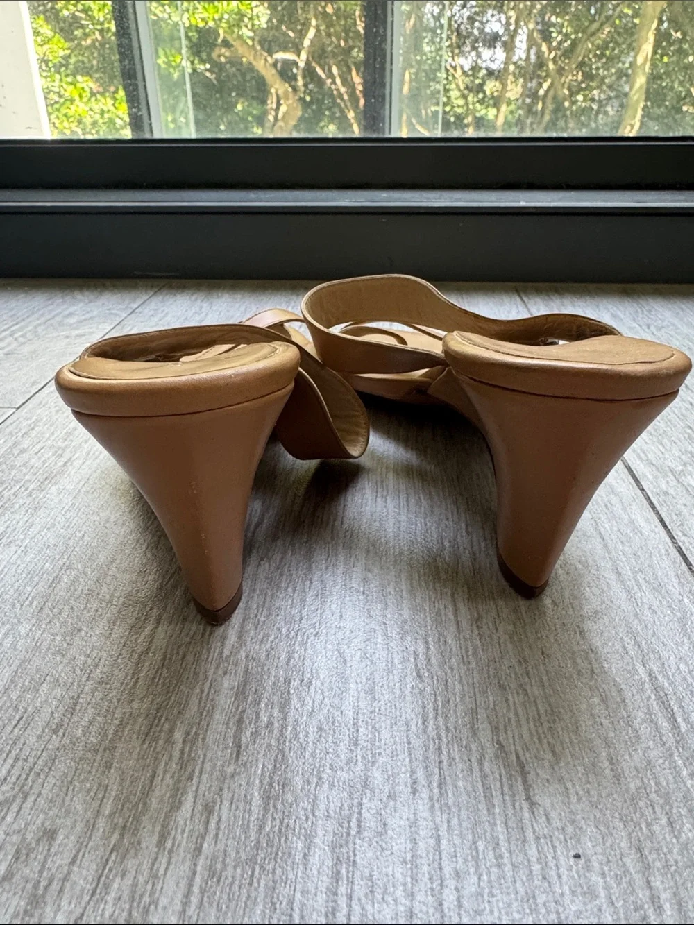 Paloma Tan Leather Crisscross Slide Sandals Made in Italy Vintage 6.5 Heels
